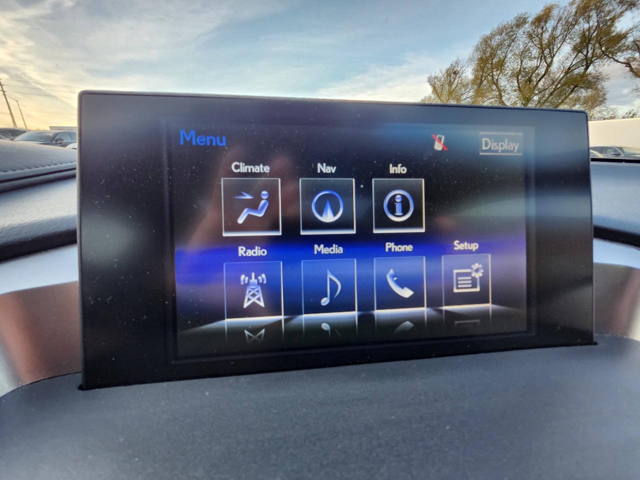 2017 Lexus NX 200t F-Sport, Navi, AWD 4dr Photo