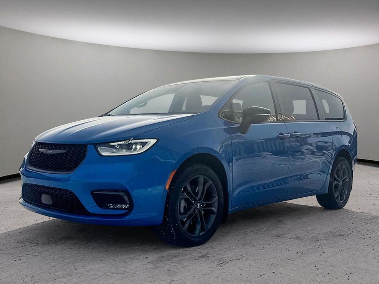 Copy the link to see Window Sticker and options listhttps://www.chrysler.com/hostd/windowsticker/getWindowStickerPdf.do?vin=2C4RC3BG4TR218656PRICING ADVERTISED IS REFLECTING THE CASH INCENTIVE AND CANNOT BE STACKED WITH LOW RATE FINANCING, PRICING ADVERTISED CAN BE FINANCED. REACH OUT TO THE SALES TEAM TO GET YOUR QUOTE TAILORED TO HOW YOU WOULD LIKE TO BUY