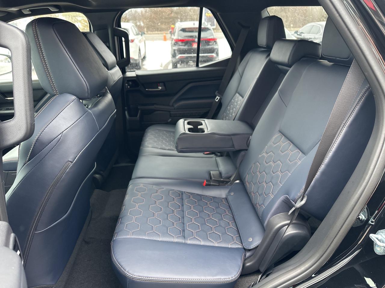 2025 Toyota 4Runner HYBRID Photo