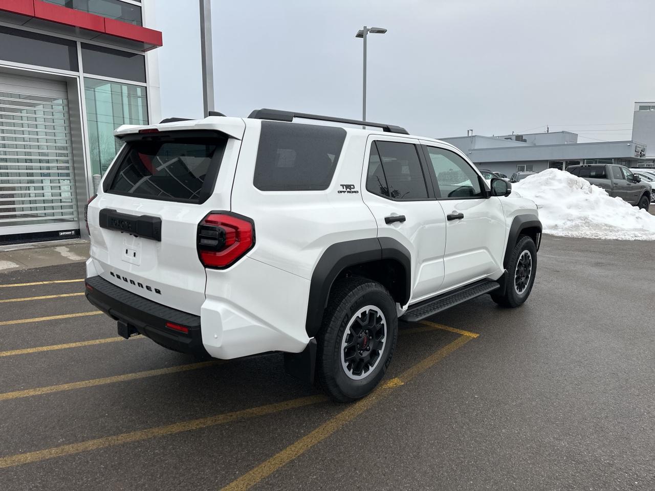 2025 Toyota 4Runner BASE Photo