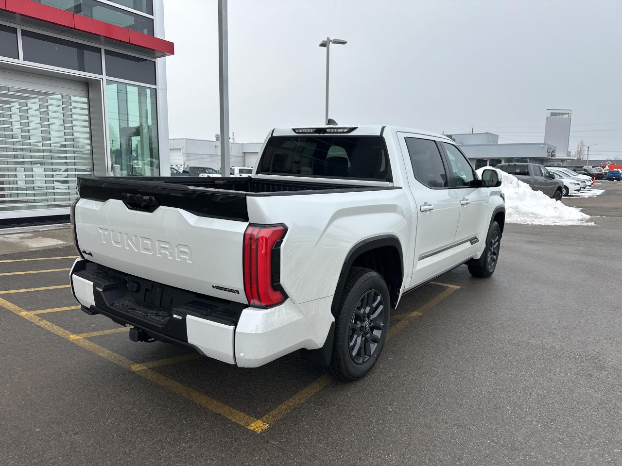 2026 Toyota Tundra Platinum Hybrid Photo4