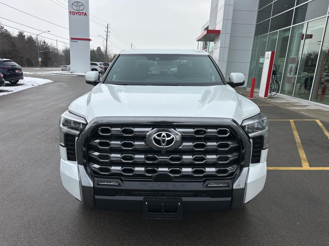 2026 Toyota Tundra Platinum Hybrid Photo