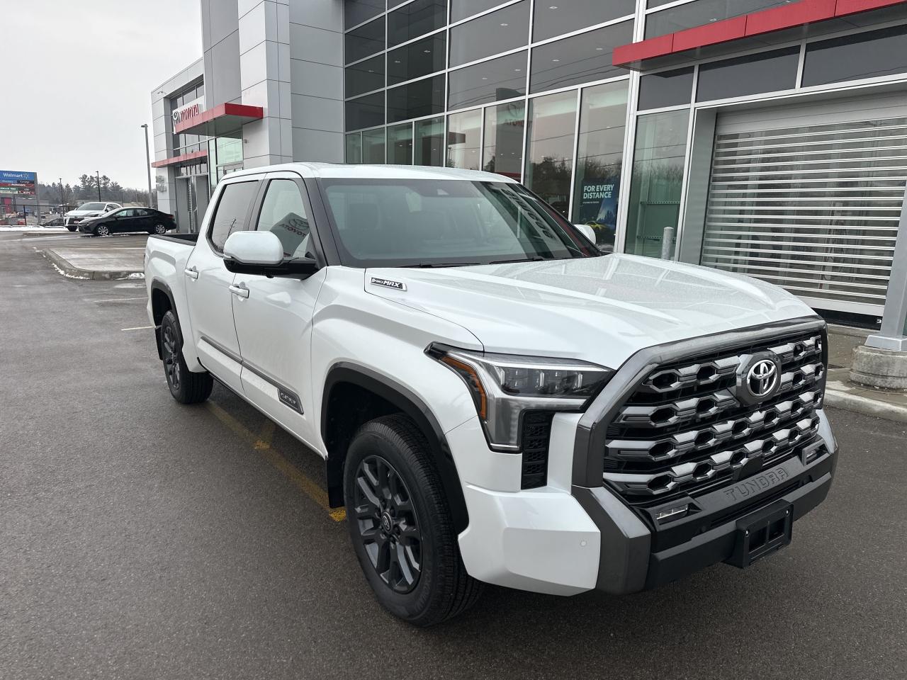 2026 Toyota Tundra Platinum Hybrid Photo