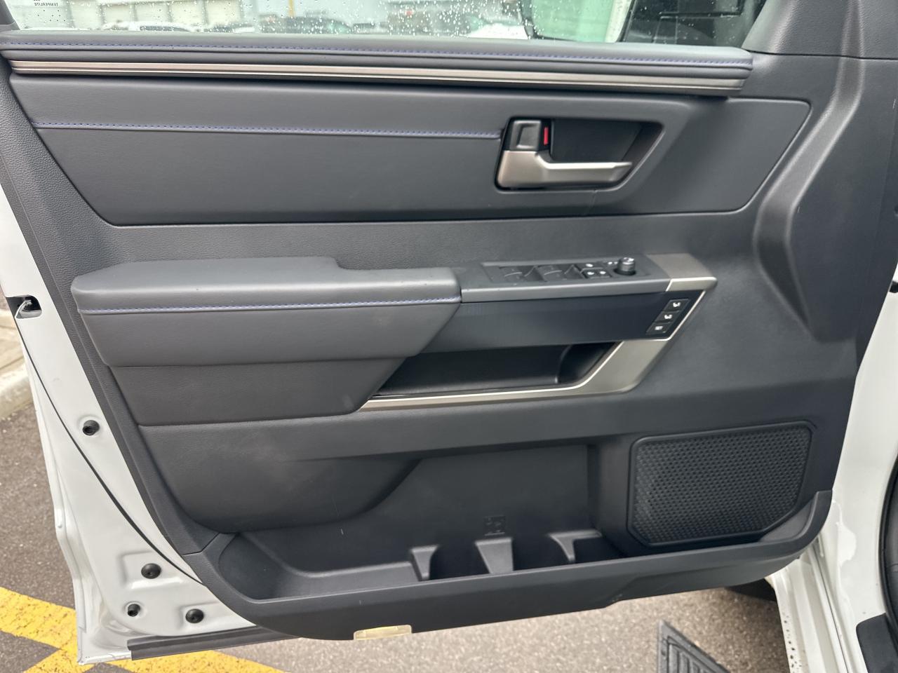 2026 Toyota Tundra Platinum Hybrid Photo