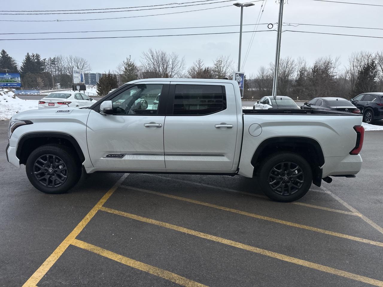 2026 Toyota Tundra Platinum Hybrid Photo