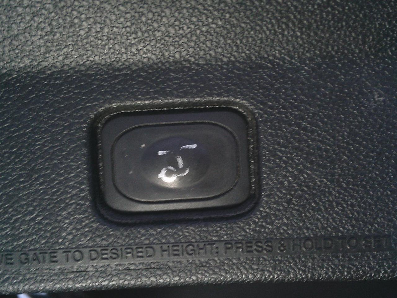 2017 Ford Explorer 4WD 4dr XLT 7 PASS Photo