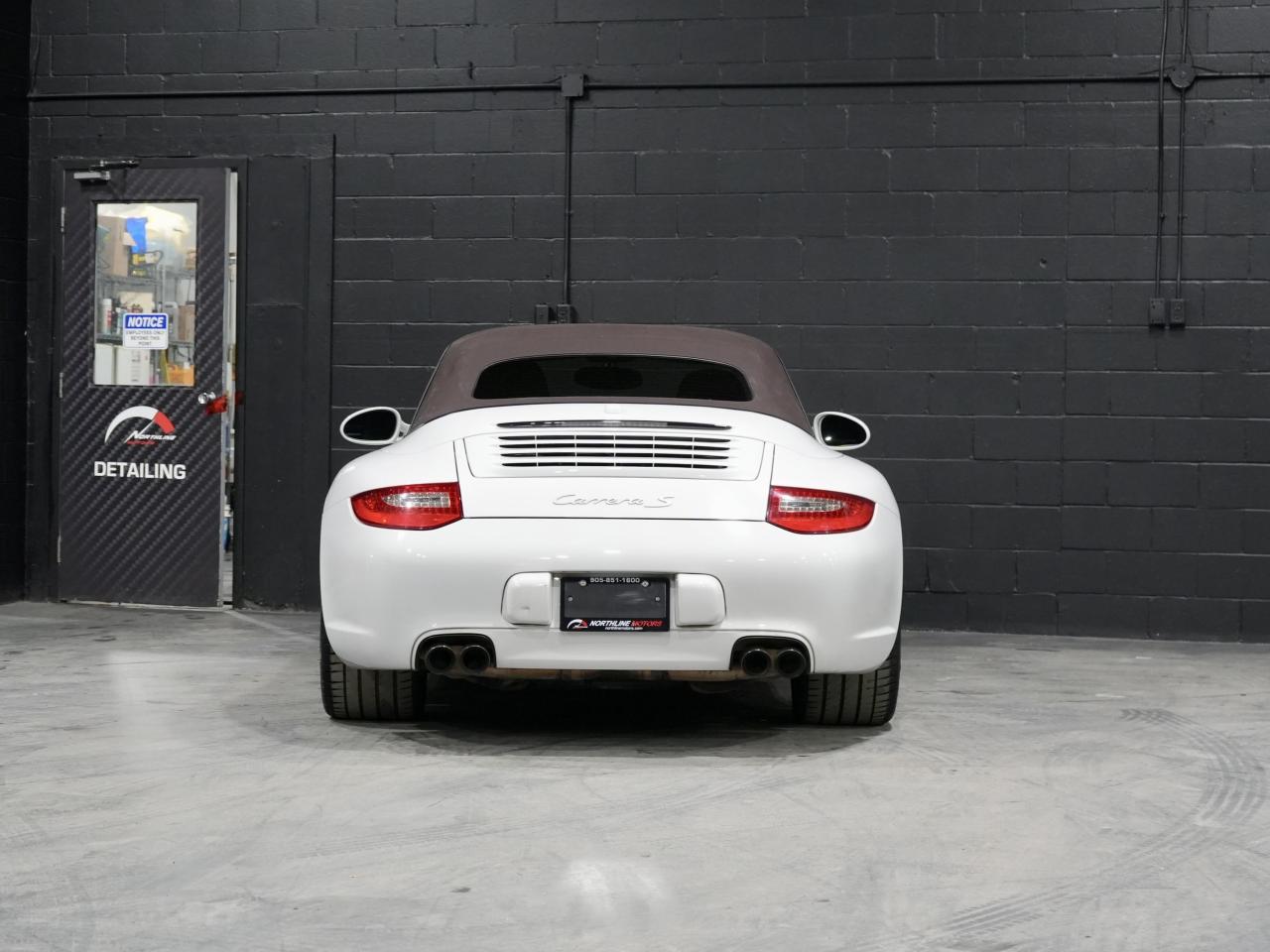 2010 Porsche 911 2dr Cabriolet Carrera S/BOSE/NAV/NO ACCIDENT Photo