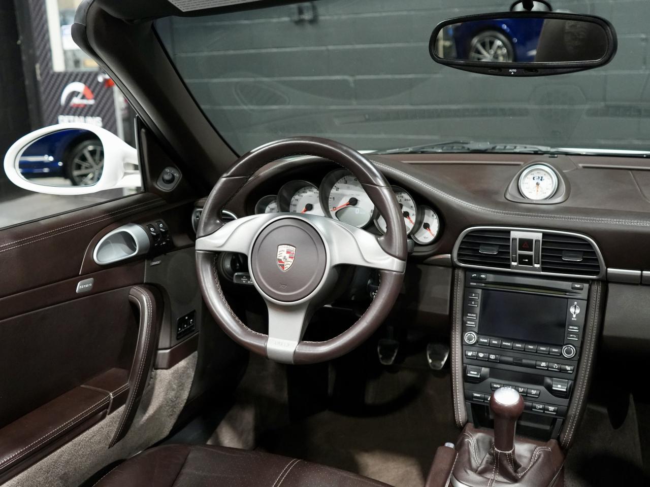 2010 Porsche 911 2dr Cabriolet Carrera S/BOSE/NAV/NO ACCIDENT Photo