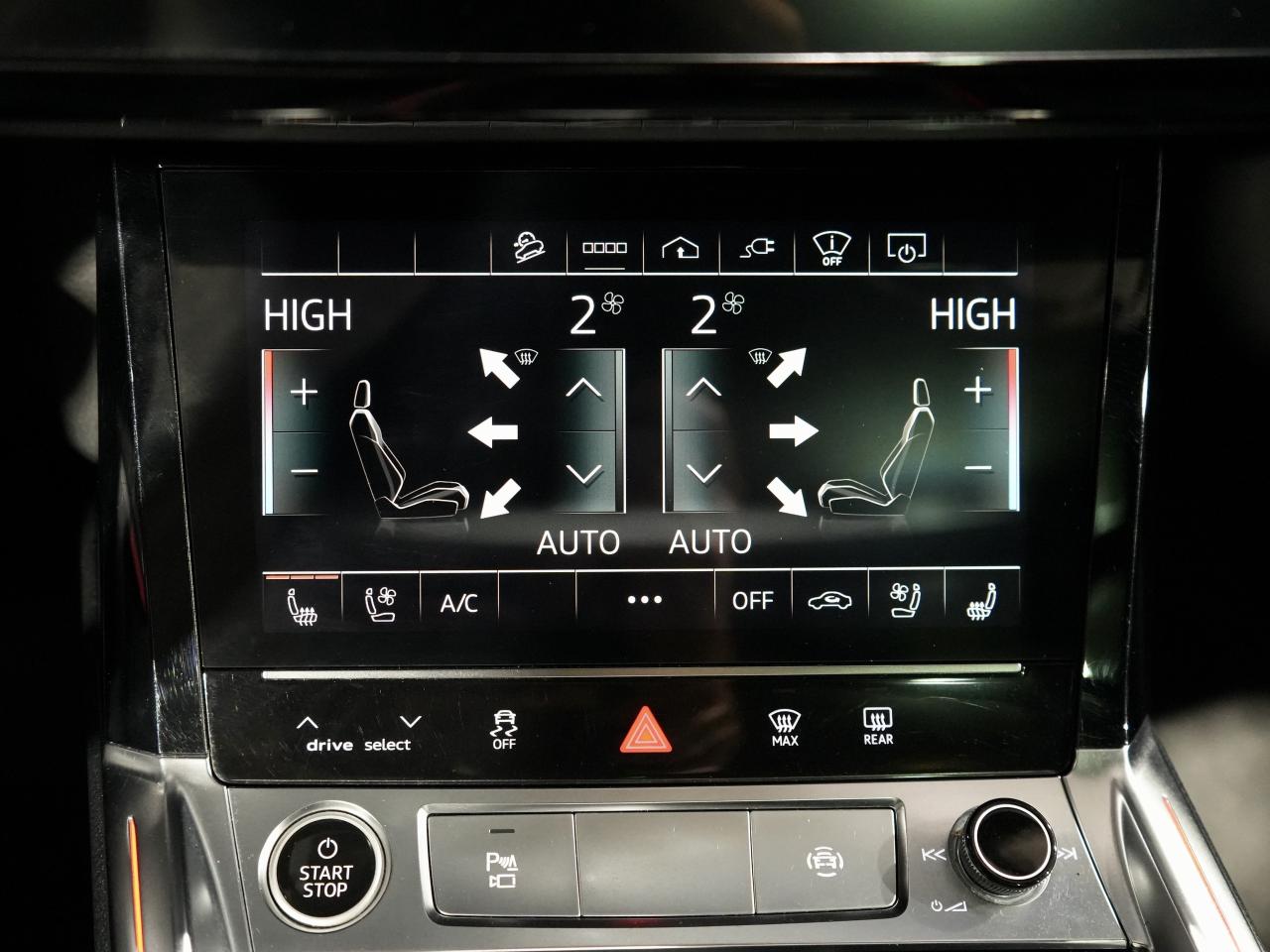 2022 Audi E-Tron Sportback Technik /PANO/HUD/22 IN RIM/360CAM/B&0/MASSAGE/NAV Photo