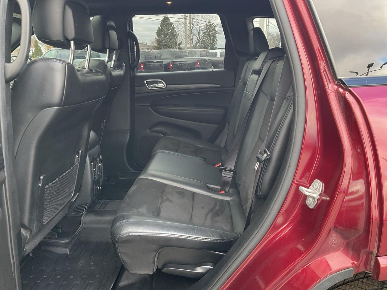 2019 Jeep Grand Cherokee SUNROOF / HTD SEATS & WHEEL / RMT START / TOW GRP Photo