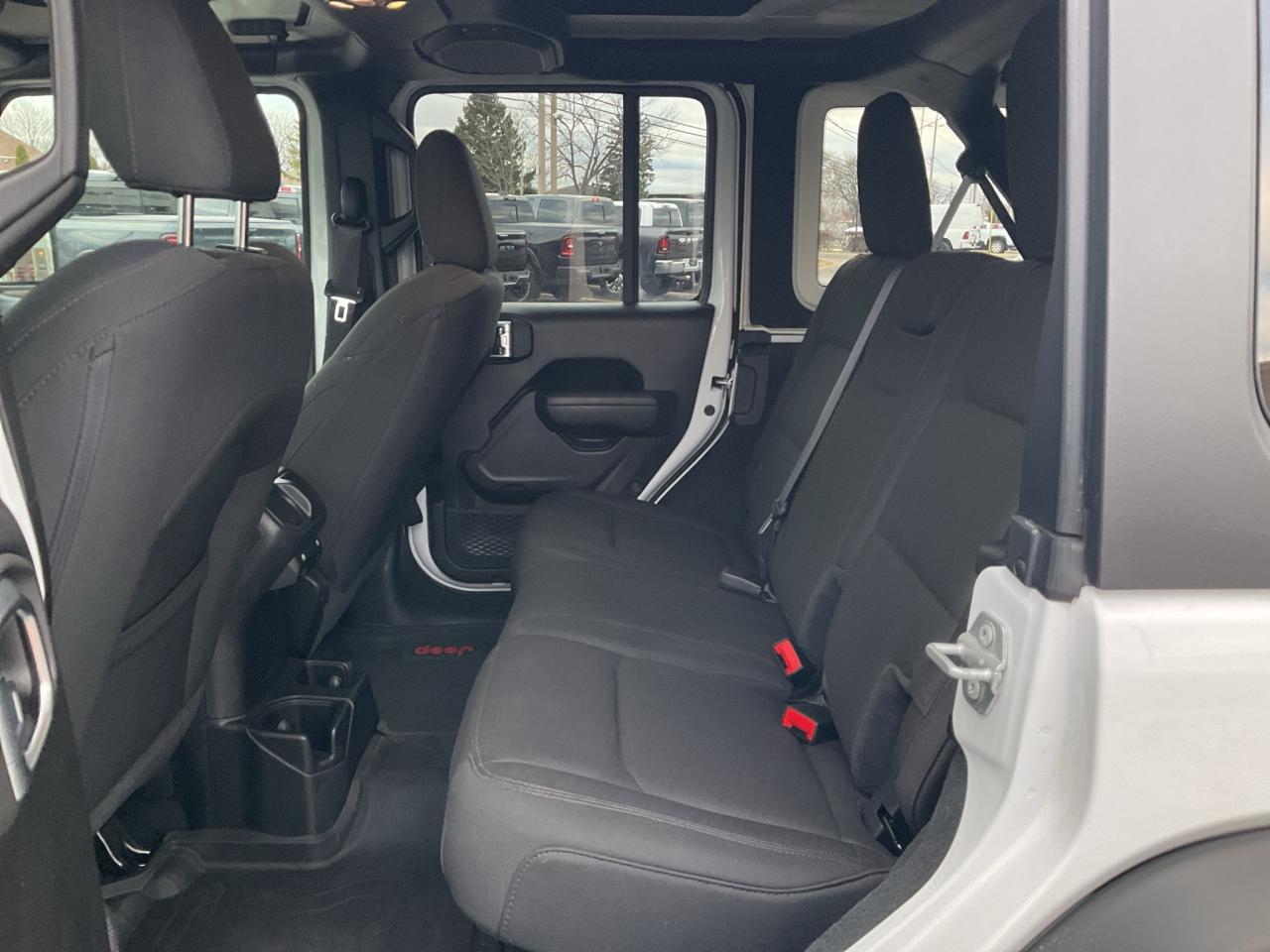 2022 Jeep Wrangler Unlimited SPORT ALTITUDE / KEYLESS ENTRY / COLD WEATHER GRP Photo