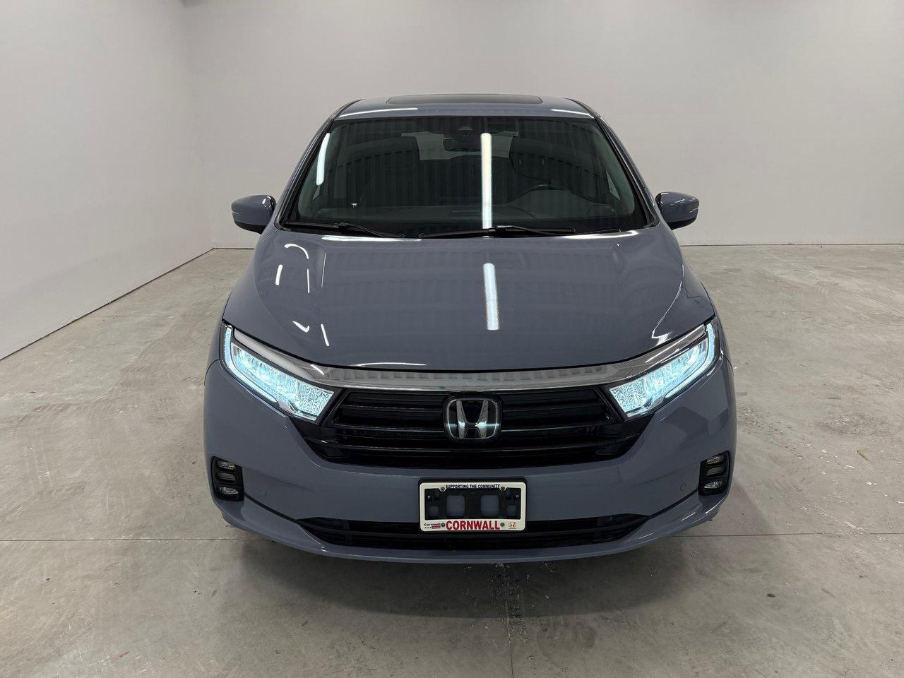 2024 Honda Odyssey Touring Photo