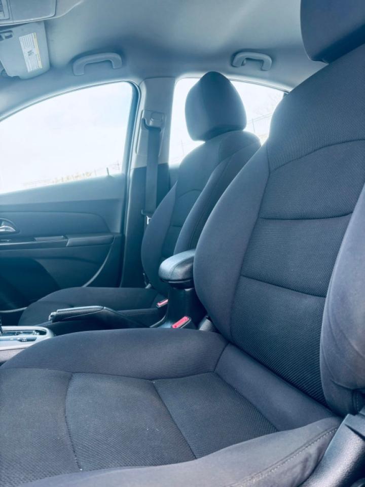 2014 Chevrolet Cruze 1LT Auto 4dr Sedan Automatic Photo