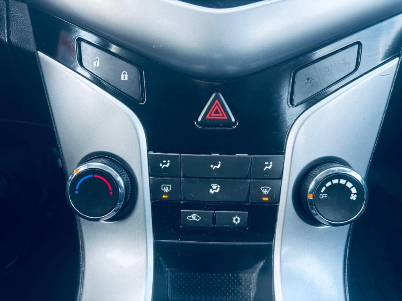 2014 Chevrolet Cruze 1LT Auto 4dr Sedan Automatic Photo