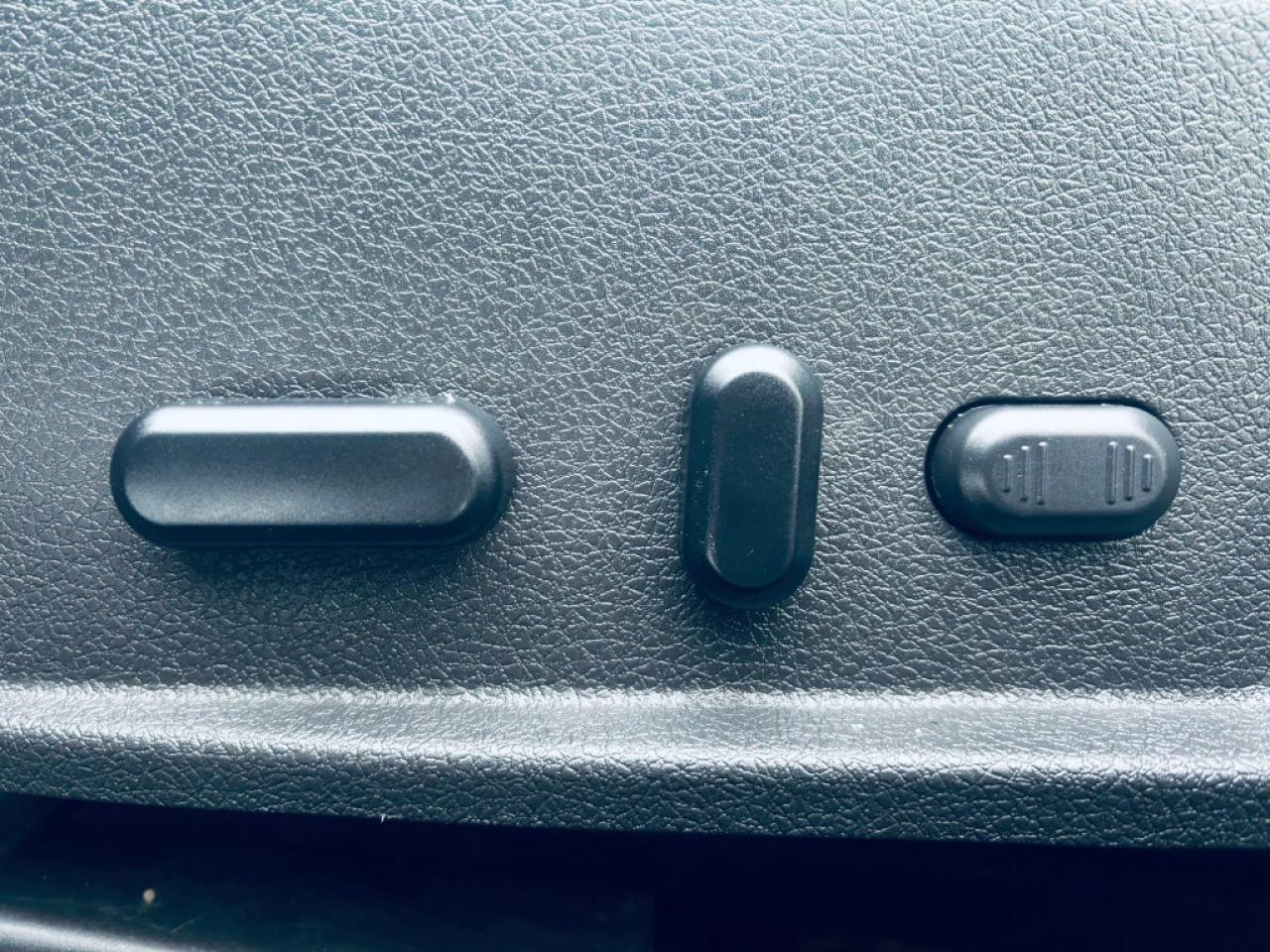 2012 Ford Fusion SEL 4dr Front-wheel Drive Sedan Automatic Photo