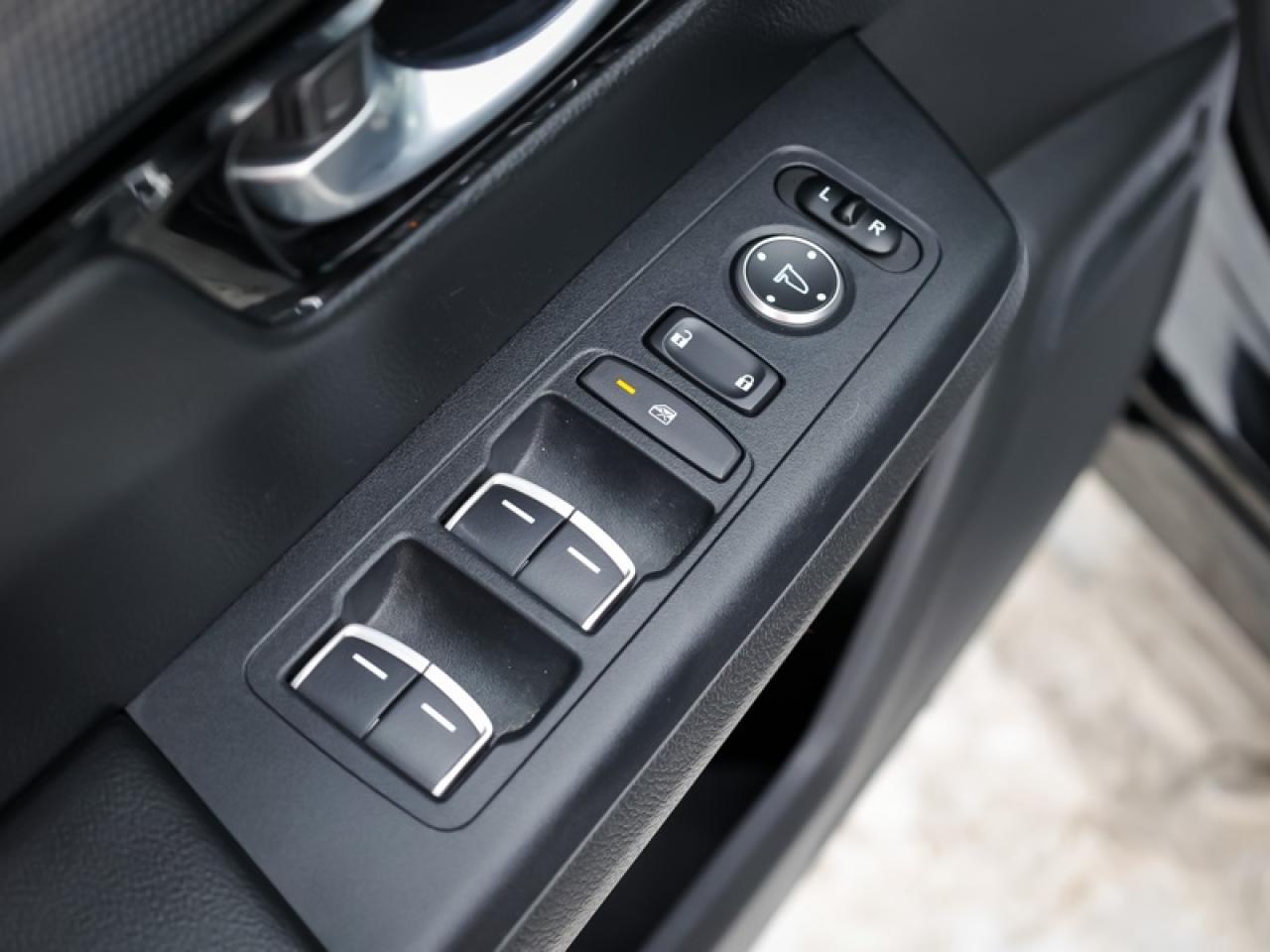 2023 Honda CR-V EX-L  - Leather Seats -  Sunroof - $223 B/W Photo