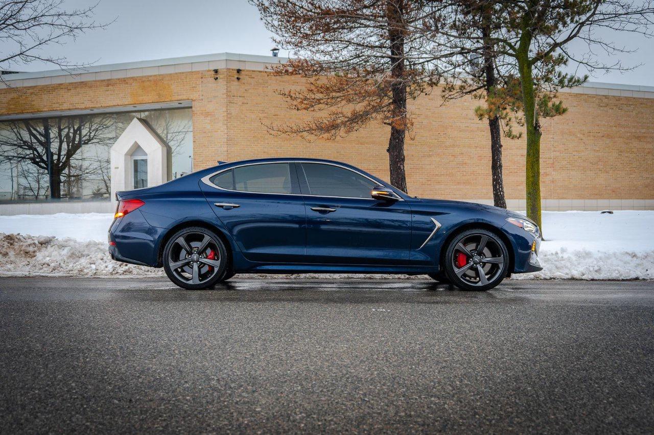 2021 Genesis G70 3.3T Sport Photo3