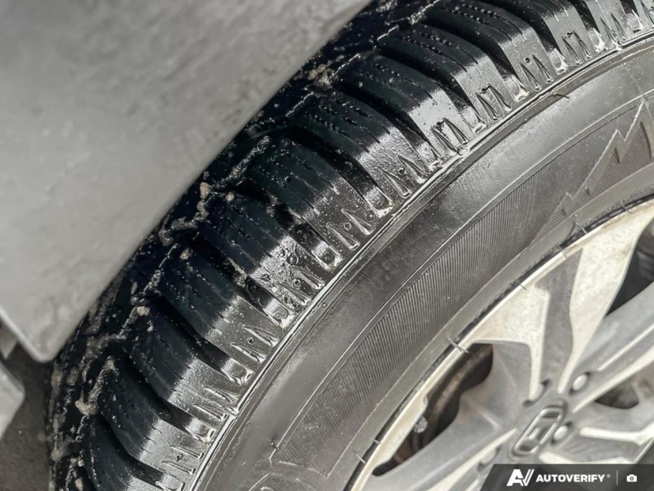 2018 Honda CR-V LX AWD  LX, AUTO, AWD, HEATED SEATS Photo