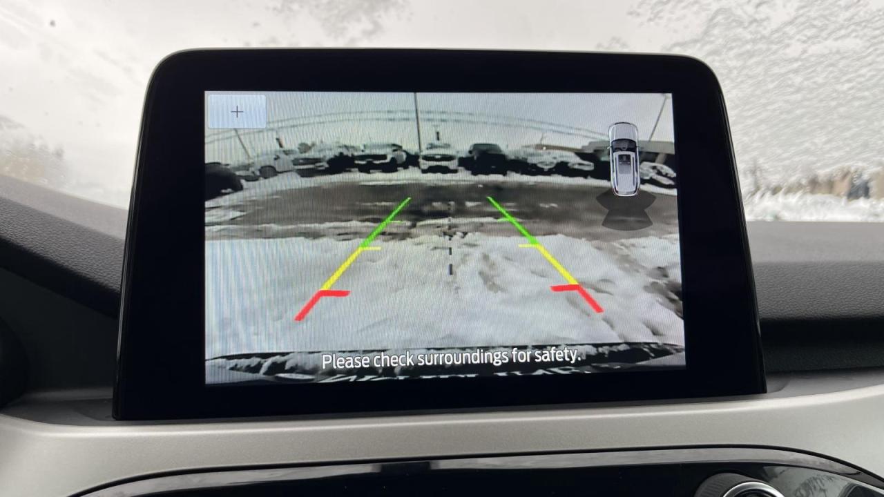 2022 Ford Escape SEL Photo