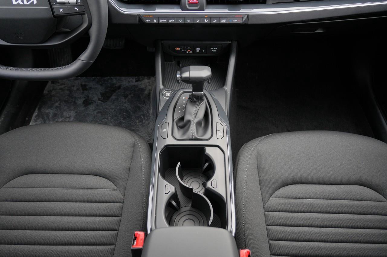 2026 Kia K4 EX FWD Photo