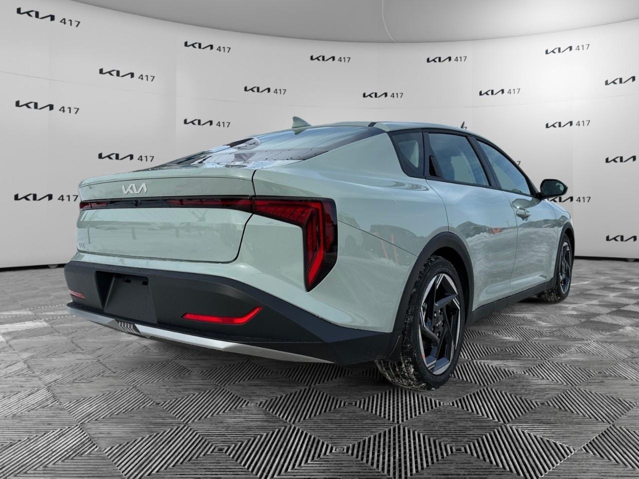 2026 Kia K4 EX Sedan Photo4