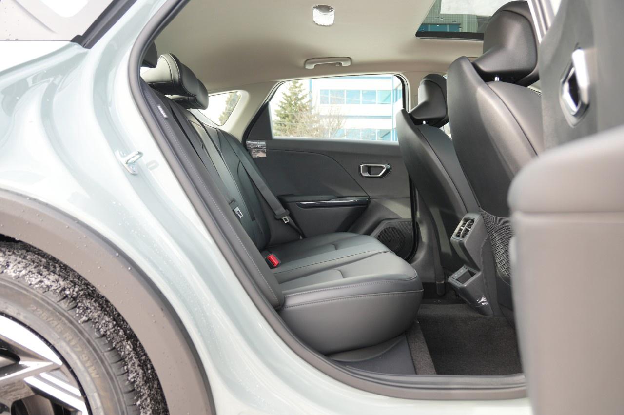 2026 Kia K4 EX Sedan Photo