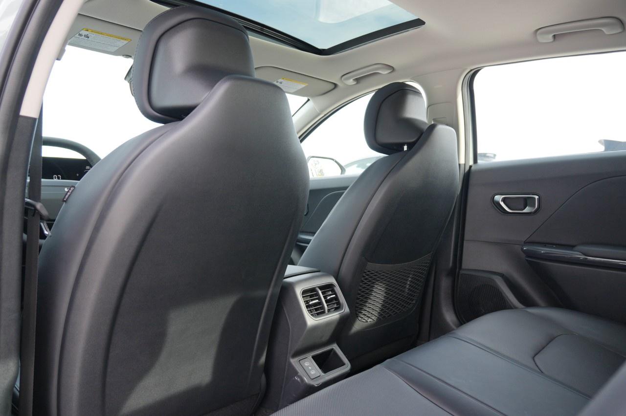 2026 Kia K4 EX Sedan Photo