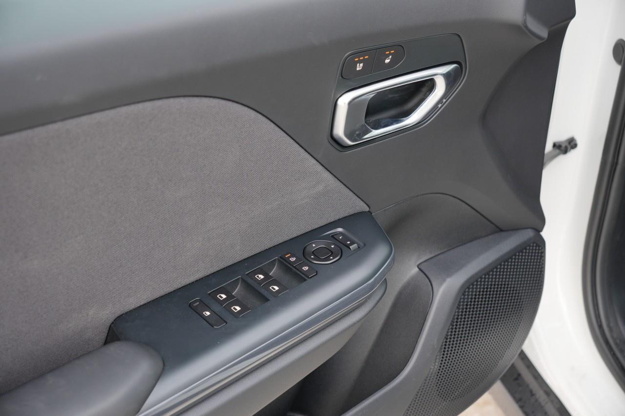 2026 Kia K4 EX Sedan Photo