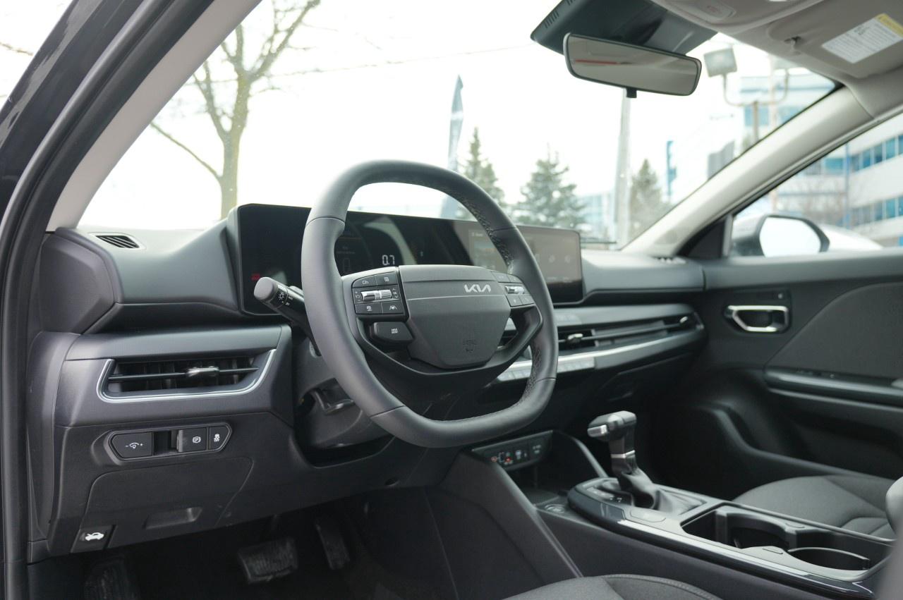 2026 Kia K4 EX Sedan Photo