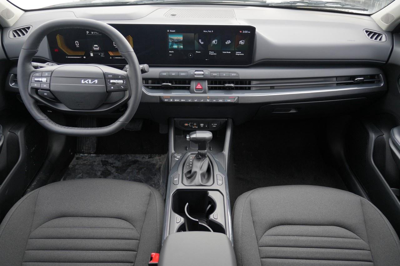 2026 Kia K4 EX Sedan Photo