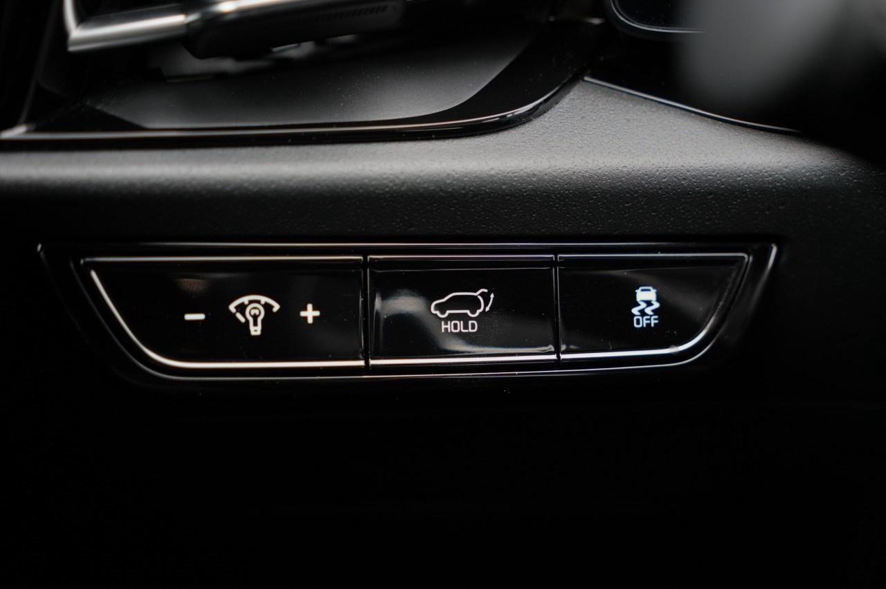 2023 Kia NIRO EV Premium  FWD Photo