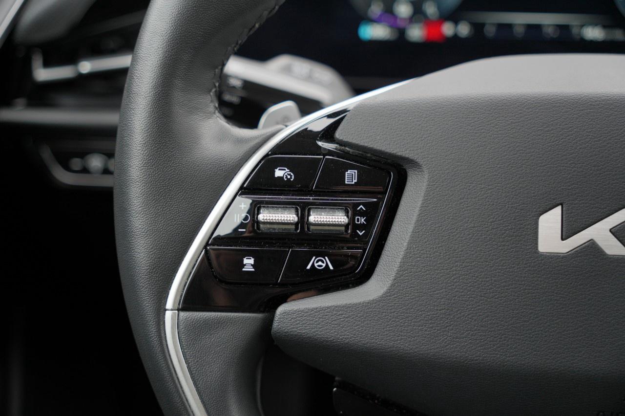 2023 Kia NIRO EV Premium  FWD Photo