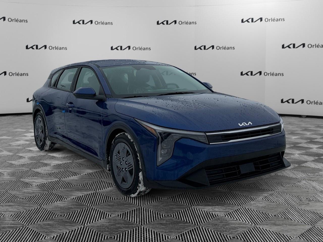 2026 Kia K4 Hatchback LX FWD Photo2