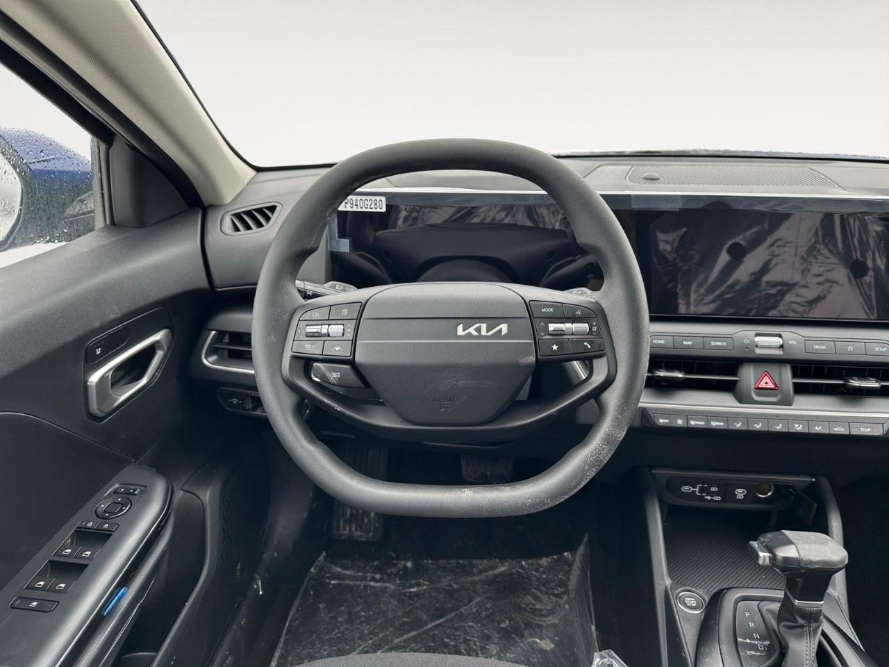 2026 Kia K4 Hatchback LX FWD Photo