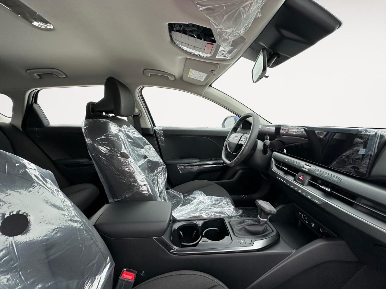 2026 Kia K4 Hatchback LX FWD Photo