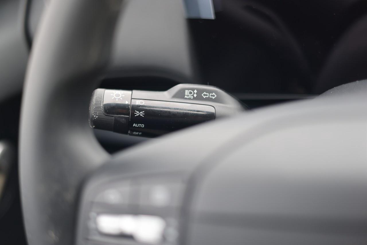 2026 Kia K4 Hatchback LX FWD Photo