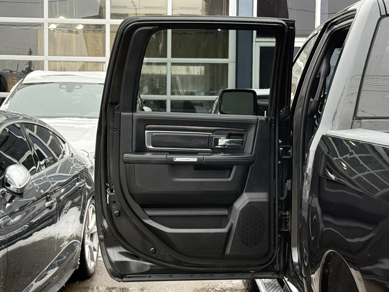 2017 RAM 1500 LIMITED LONGHORN | ALPINE | SUNROOF | LOADED Photo