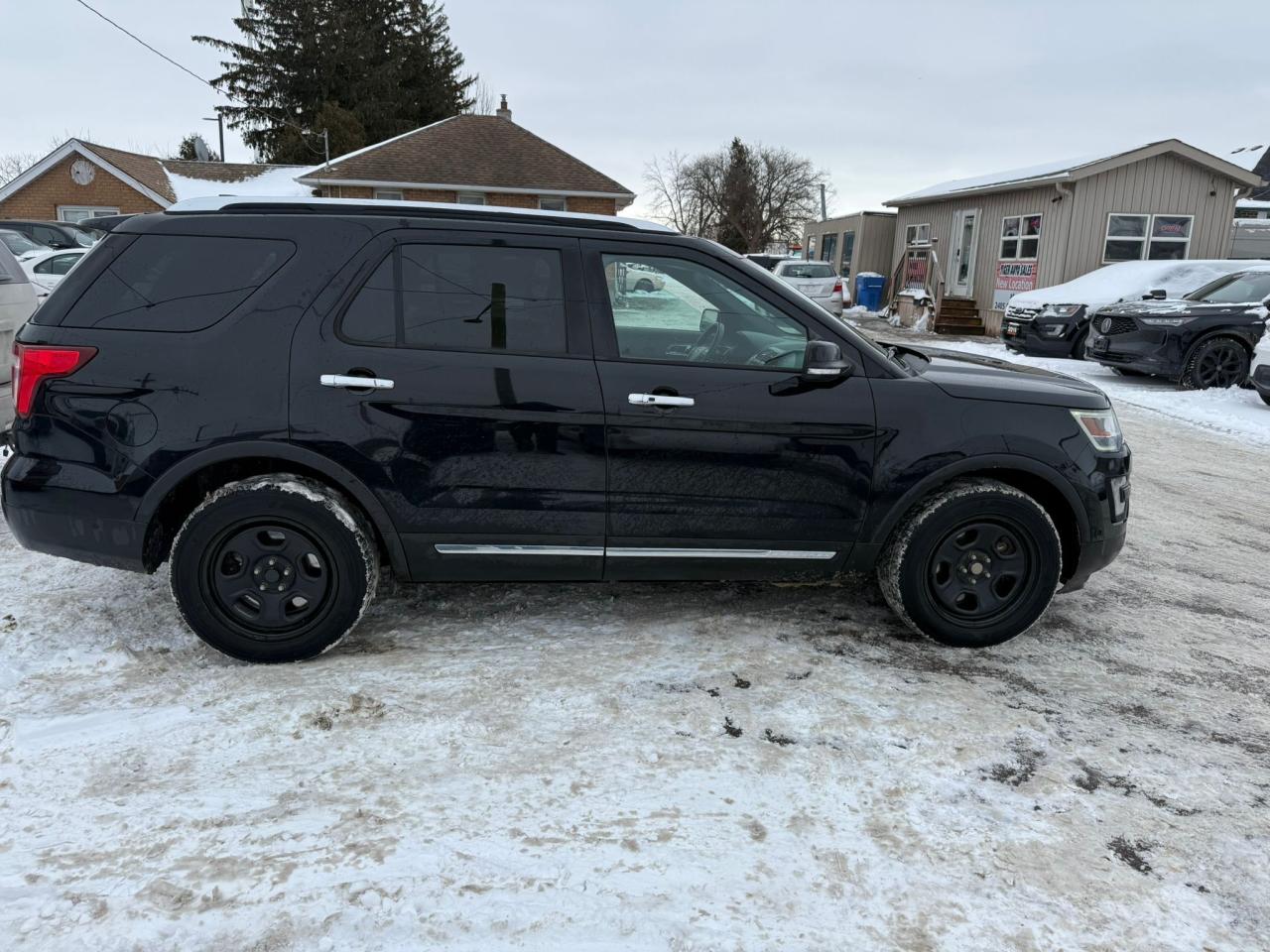 2017 Ford Explorer LIMITED, 7 PASSENGER, NAV, LEATHER, LOADED, CERT Photo