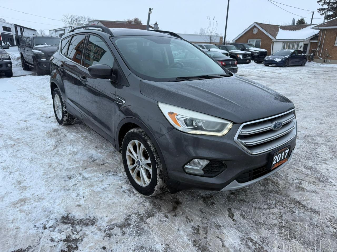 2017 Ford Escape SE, TRANSMISSION ISSUE, ENGINE RUNS GOOD, AS IS Photo
