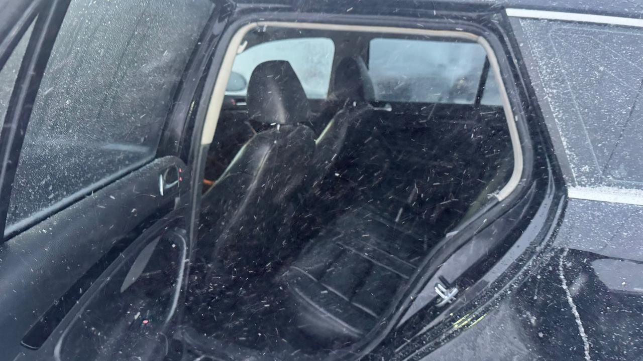 2011 Volkswagen Golf Wagon Comfortline, DIESEL, DRIVES GOOD, AS IS Photo