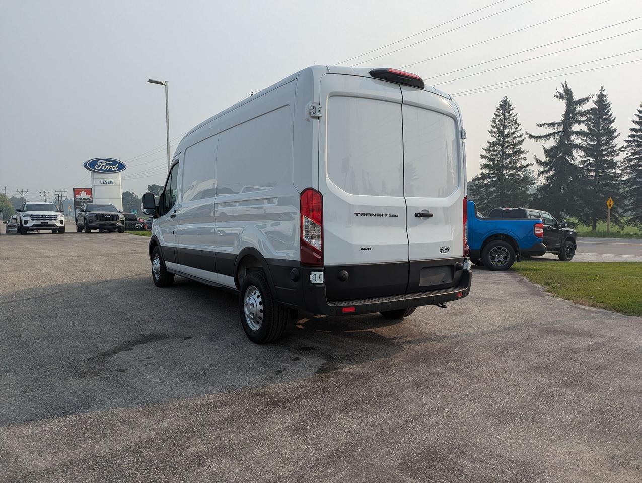 2026 Ford Transit Medium Roof 250 Cargo AWD Photo3
