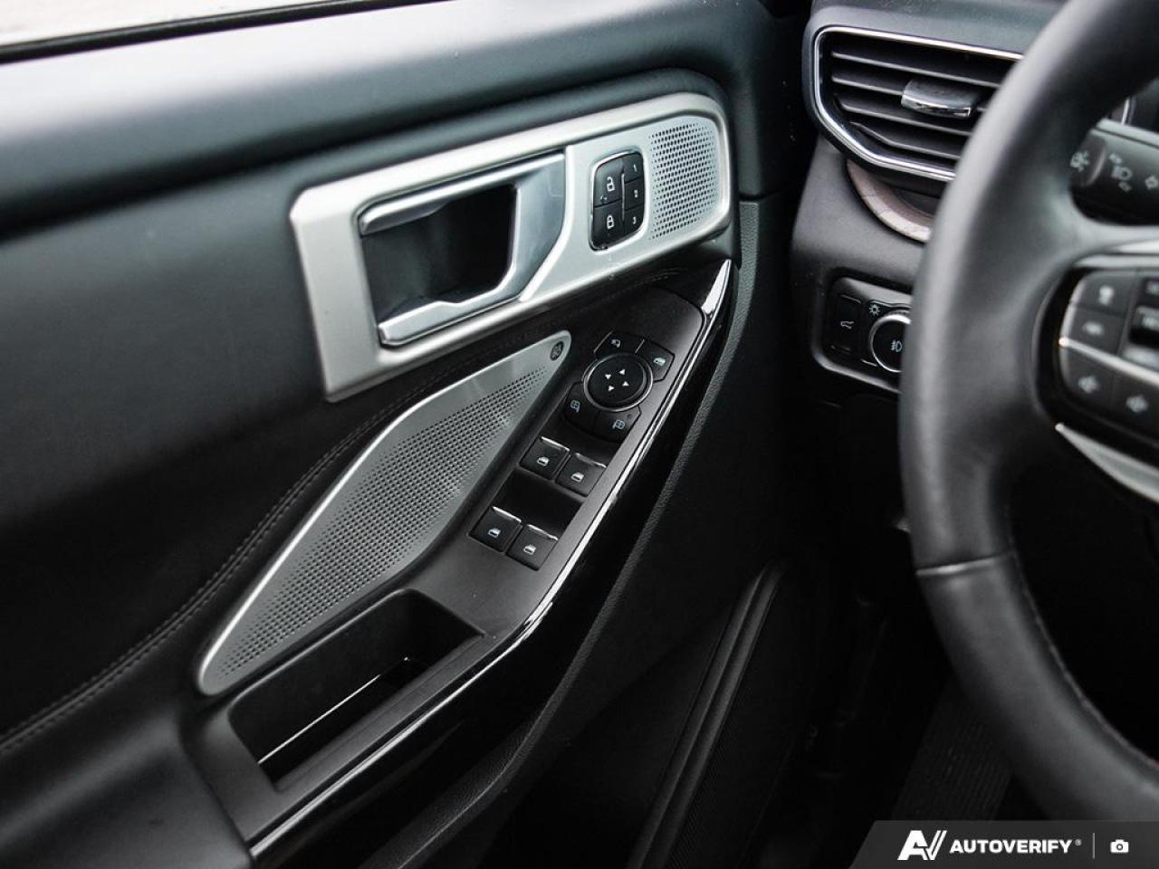 2024 Ford Explorer Platinum Photo