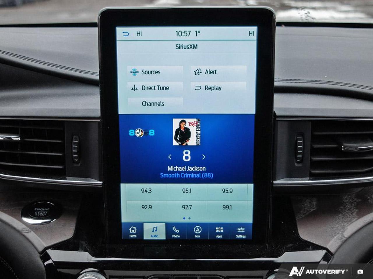 2024 Ford Explorer Platinum Photo