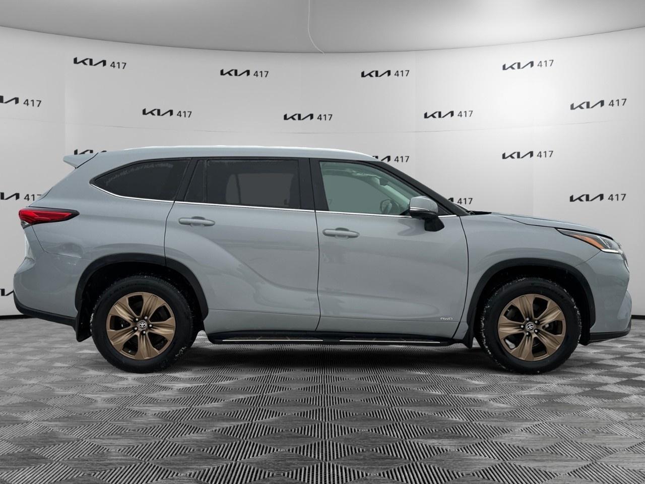 2023 Toyota Highlander HYBRID xle awd Photo