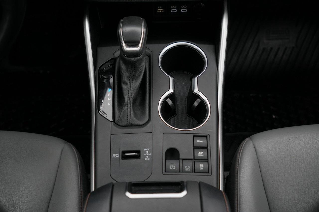 2023 Toyota Highlander HYBRID xle awd Photo