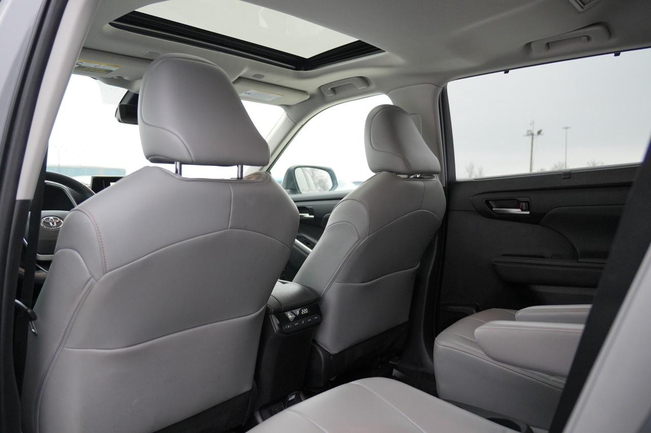 2023 Toyota Highlander HYBRID xle awd Photo