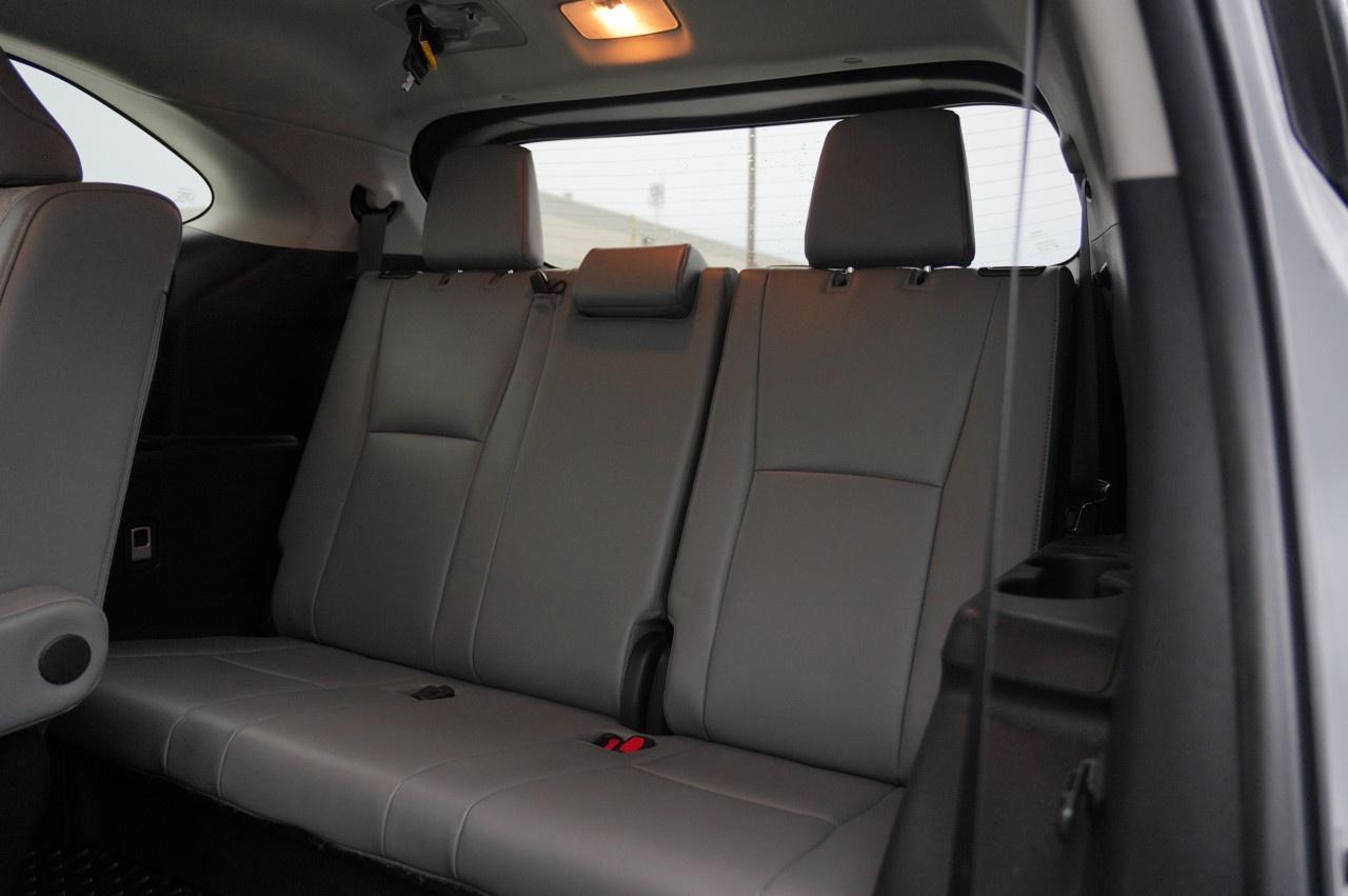 2023 Toyota Highlander HYBRID xle awd Photo