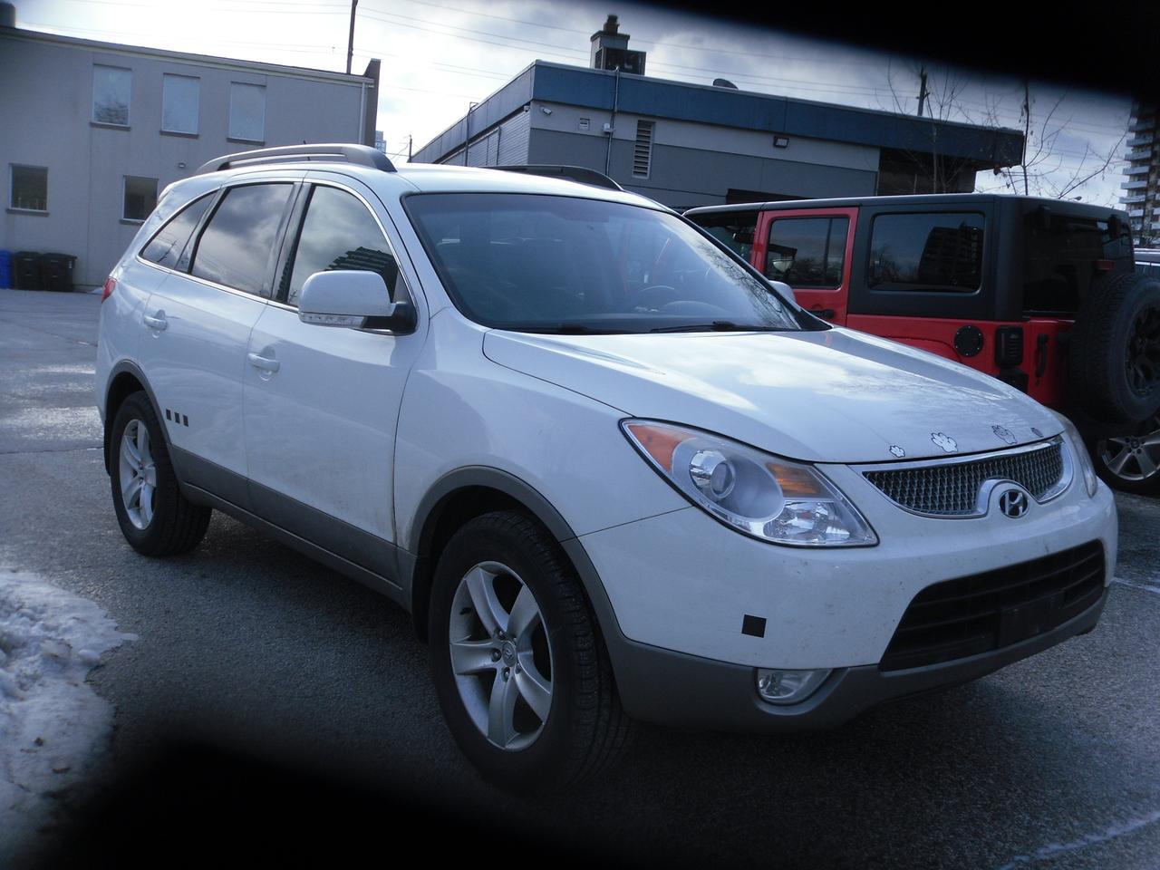 2011 Hyundai Veracruz AWD 4dr GLS Photo