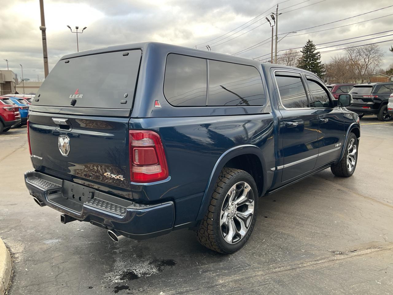 2022 RAM 1500 Crew Cab LIMITED / V8 / 3.92 AXLE / ANTI SPIN DIFF Photo