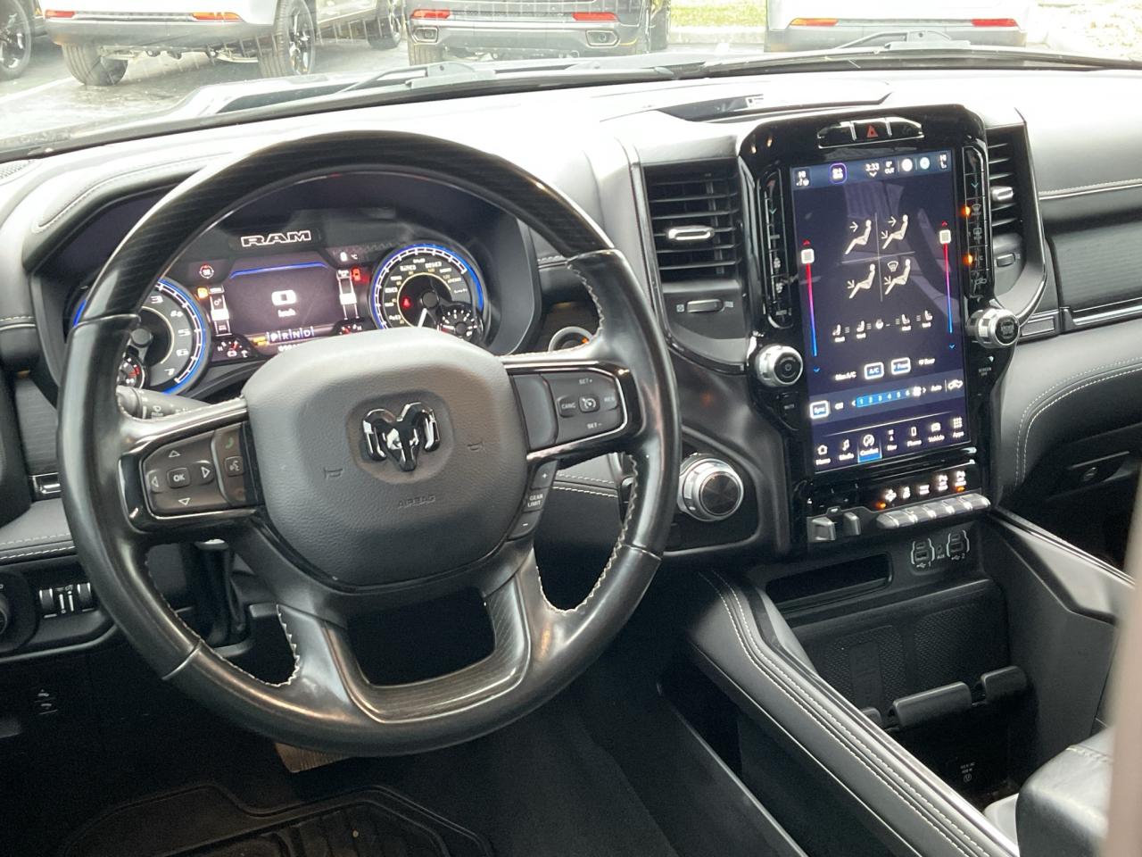 2022 RAM 1500 Crew Cab LIMITED / V8 / 3.92 AXLE / ANTI SPIN DIFF Photo